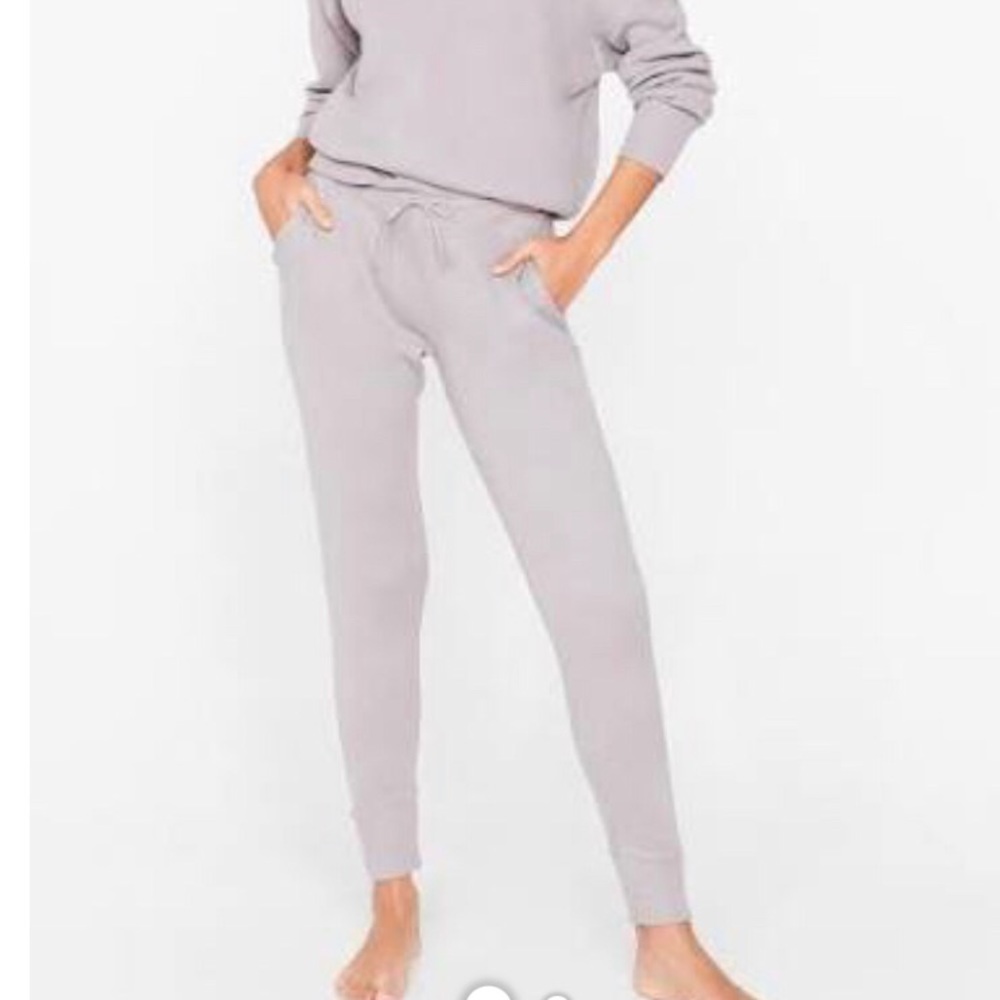 Grey knitted lounge joggers